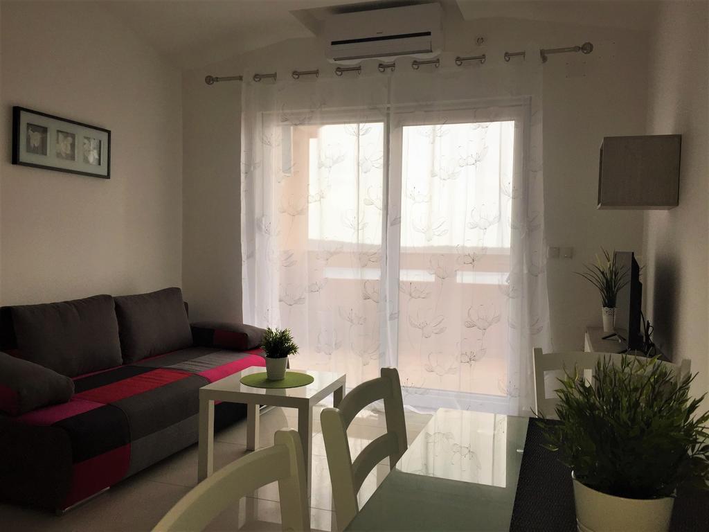 Apartmani Orhideja Rab Town Luaran gambar