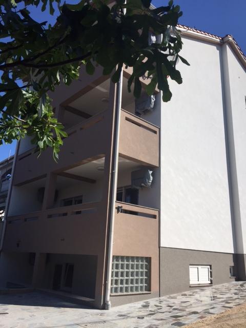 Apartmani Orhideja Rab Town Luaran gambar